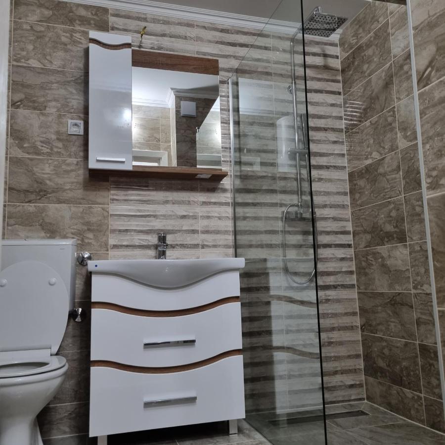 Koks Apartmans 수보티차 외부 사진